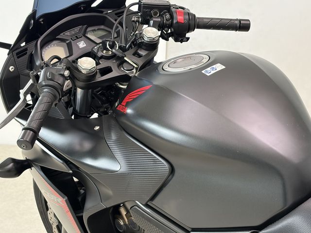 honda - cbr-650-f