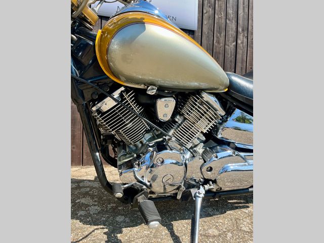 yamaha - xvs-1100-dragstar