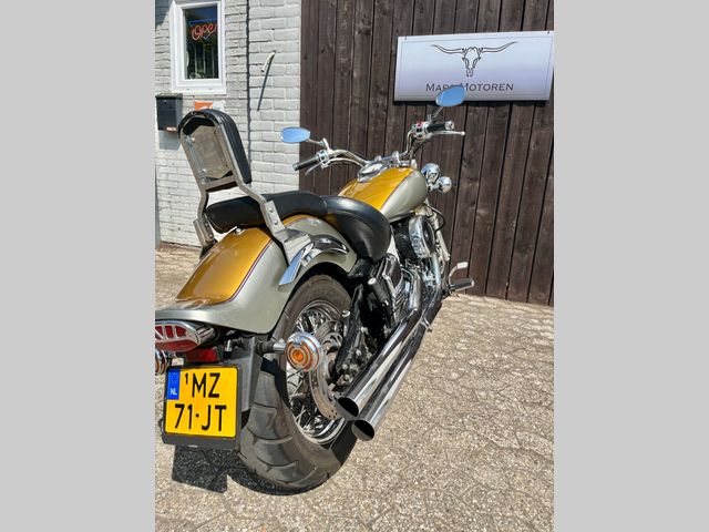 yamaha - xvs-1100-dragstar