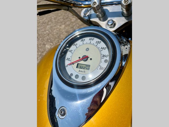 yamaha - xvs-1100-dragstar