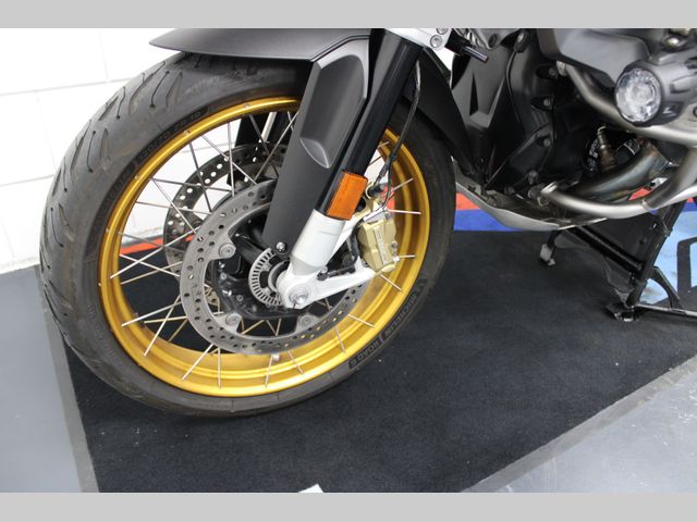 bmw - r-1250-gs-adventure