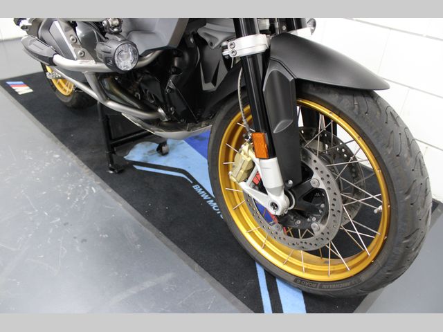 bmw - r-1250-gs-adventure