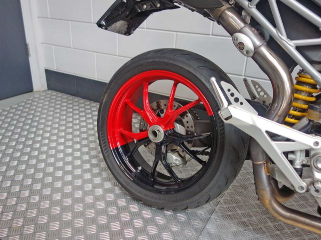 ducati - hypermotard-1100-evo