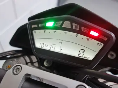 DUCATI HYPERMOTARD 1100 EVO – foto 2