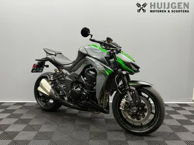 KAWASAKI Z1000 R – foto 3