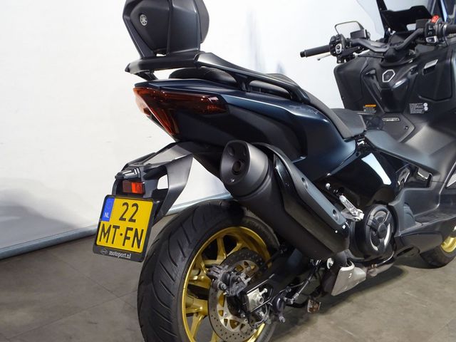 yamaha - tmax-tech-max