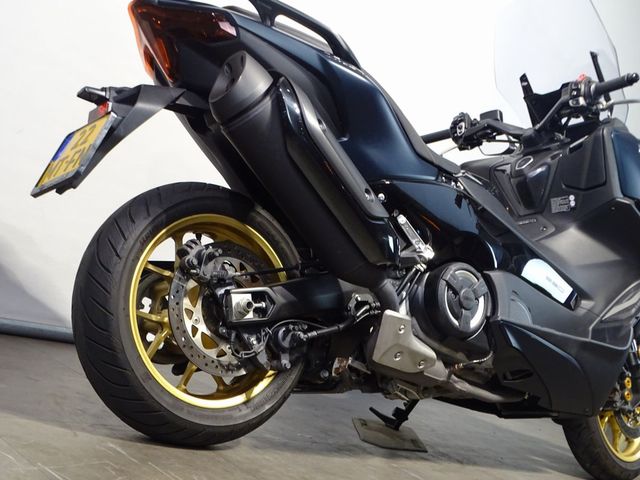 yamaha - tmax-tech-max