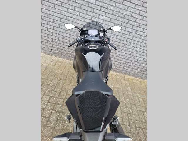 kawasaki - ninja-zx-6r