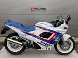 SUZUKI GSX 600 F