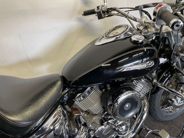 yamaha - xvs-1100-dragstar
