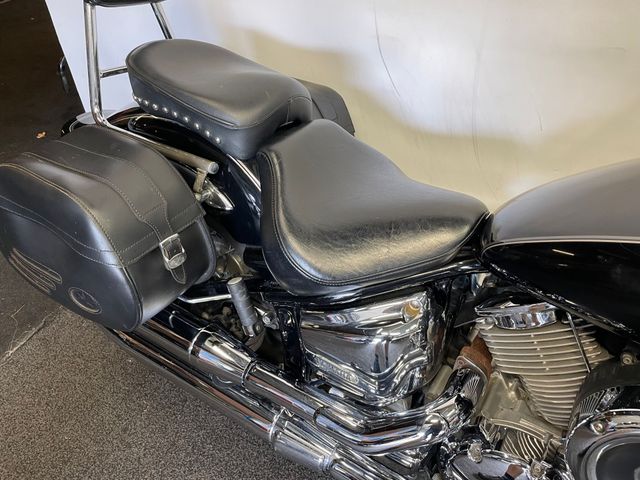 yamaha - xvs-1100-dragstar