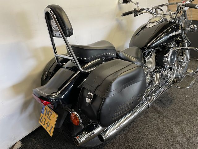 yamaha - xvs-1100-dragstar