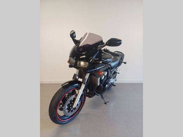 yamaha - fzs-600-fazer