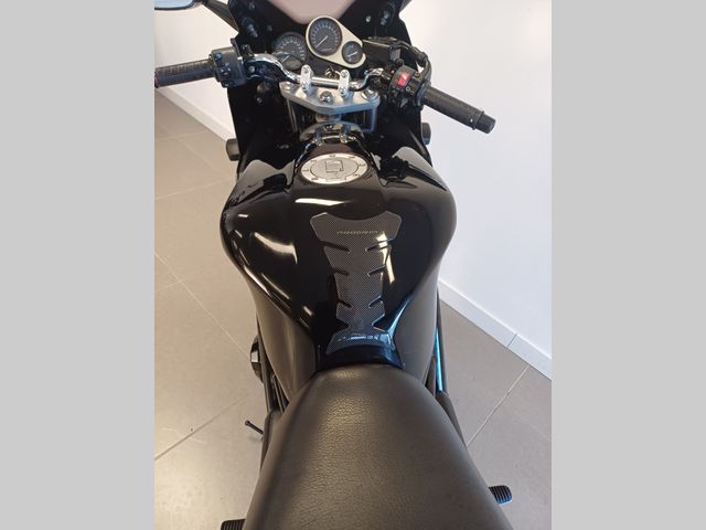 yamaha - fzs-600-fazer
