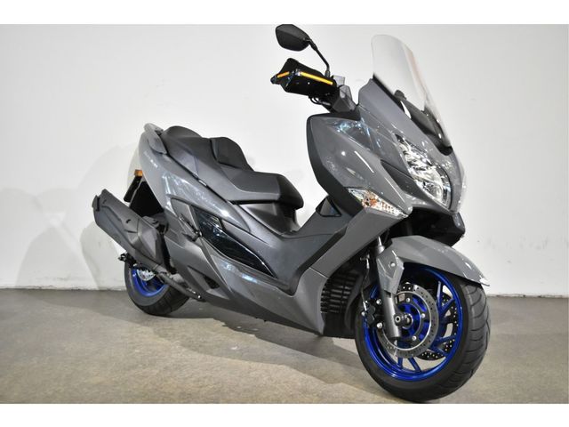 suzuki - burgman-400