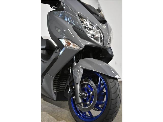 suzuki - burgman-400