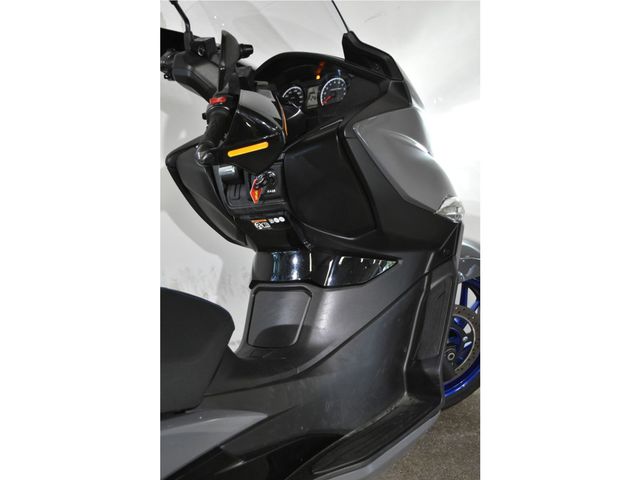 suzuki - burgman-400