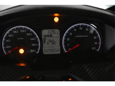 SUZUKI BURGMAN 400 – foto 4
