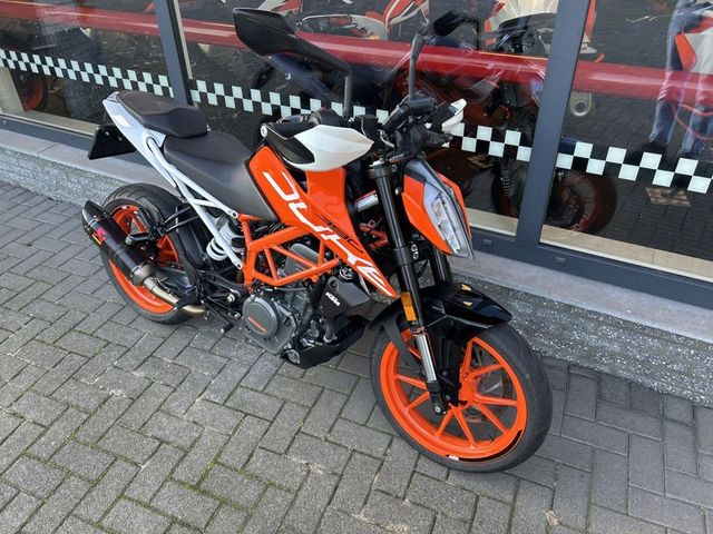 ktm - 390-duke-abs