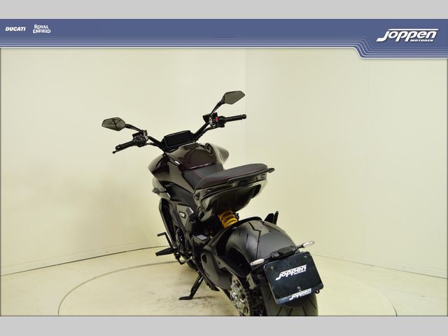 ducati - diavel-v4