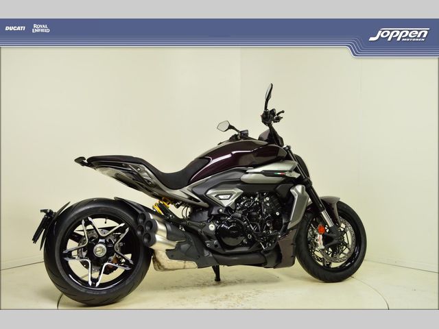 ducati - diavel-v4