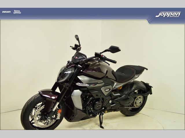 ducati - diavel-v4