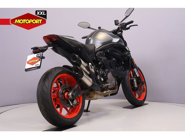 ducati - monster-plus