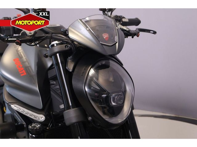 ducati - monster-plus