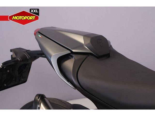 ducati - monster-plus