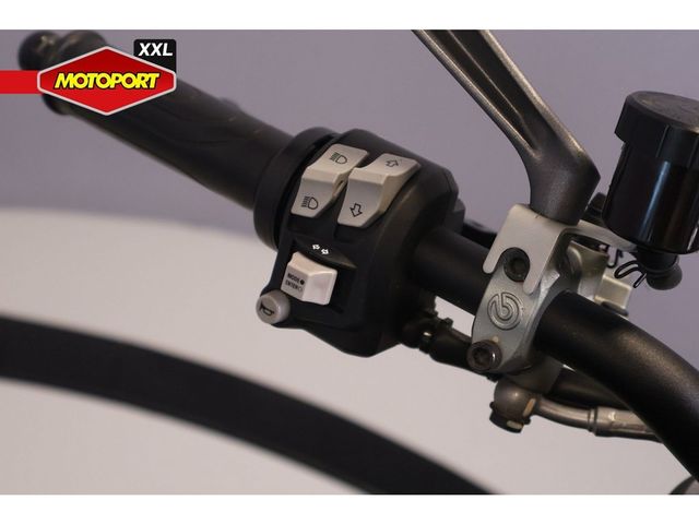 ducati - monster-plus