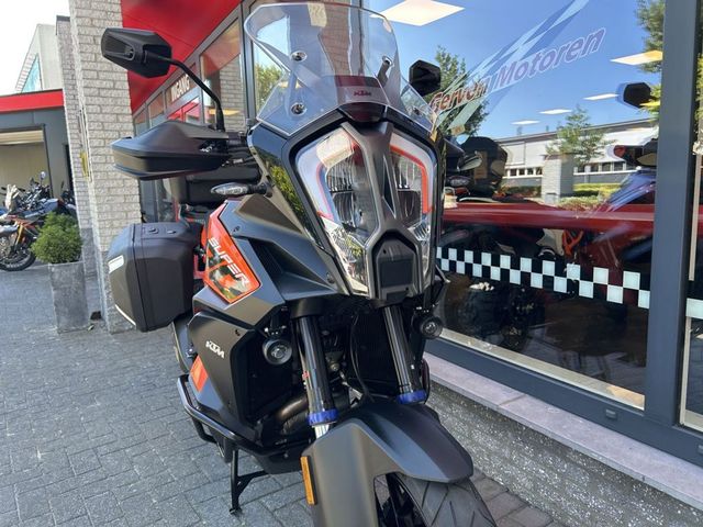 ktm - 1290-super-adventure-s
