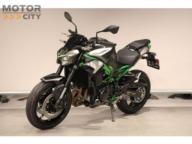 kawasaki - z900