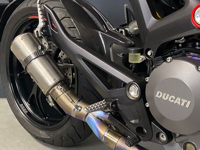 ducati - 796-monster
