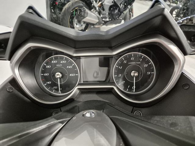 yamaha - x-max-300-tech-max