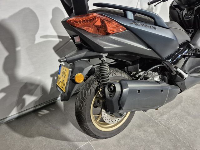 yamaha - x-max-300-tech-max
