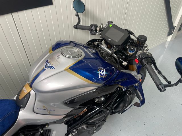 mv-agusta - brutale-1000-rr-assen