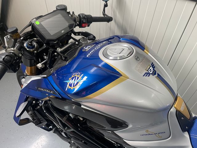 mv-agusta - brutale-1000-rr-assen