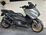 YAMAHA TMAX 560