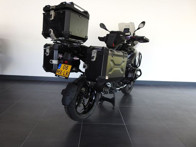 bmw - r-1300-gs