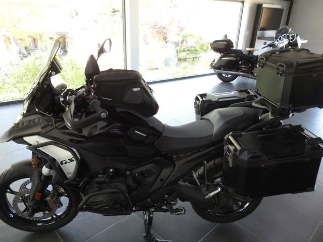 bmw - r-1300-gs