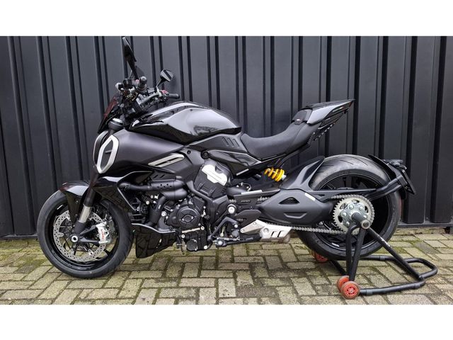 ducati - diavel-v4