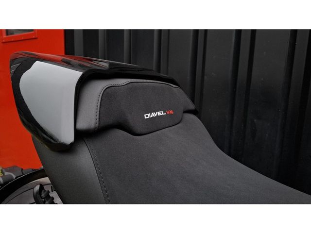 ducati - diavel-v4