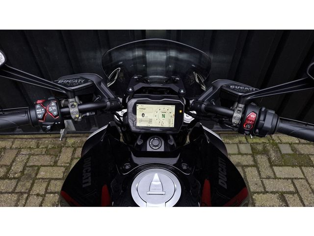 ducati - diavel-v4