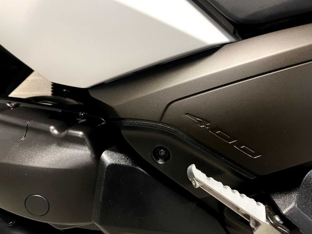 yamaha - x-max-400-abs