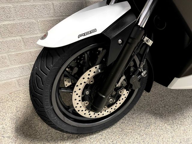 yamaha - x-max-400-abs