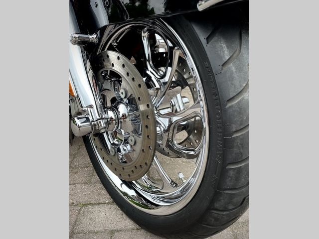 harley-davidson - road-glide-screamin-eagle-cvo-fltrxse