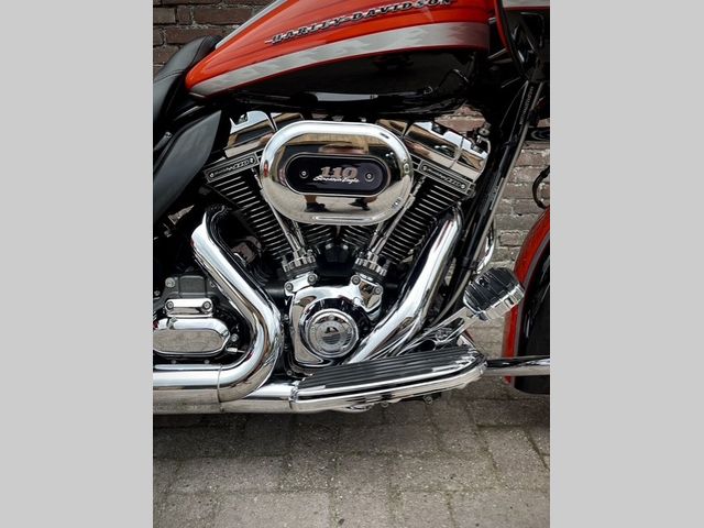 harley-davidson - road-glide-screamin-eagle-cvo-fltrxse