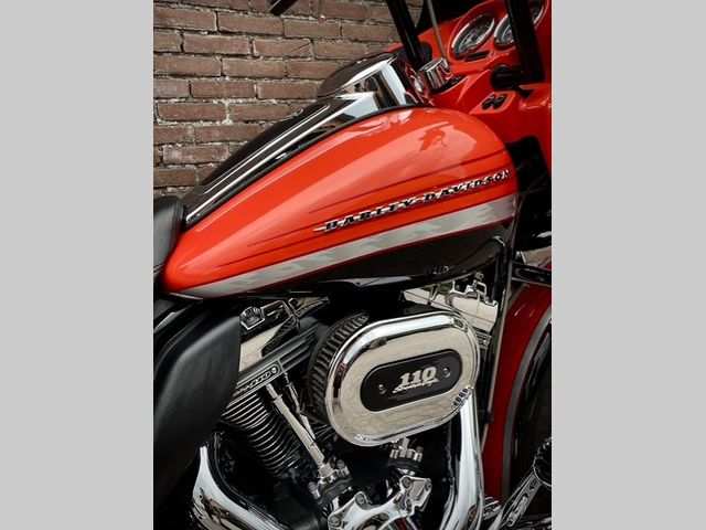 harley-davidson - road-glide-screamin-eagle-cvo-fltrxse