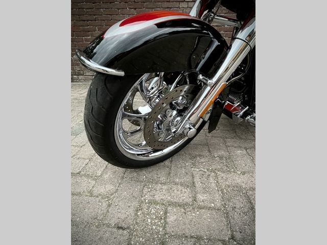 harley-davidson - road-glide-screamin-eagle-cvo-fltrxse