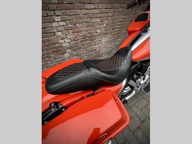 harley-davidson - road-glide-screamin-eagle-cvo-fltrxse